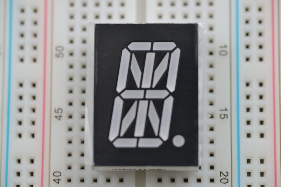 16 Segment Display Mastery: A Hands-On Guide with ARDUINO
