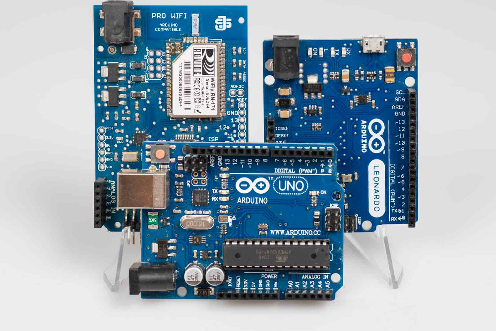Microprocessor vs Microcontroller vs Microcomputer | Jaycon